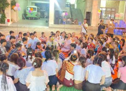 Trường Cao đẳng Y tế Quảng Nam tổ chức chương trình Tết cổ truyền Bunpimay cho lưu học sinh Lào
